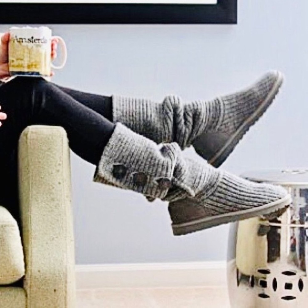 UGG Cardy button sweater boots